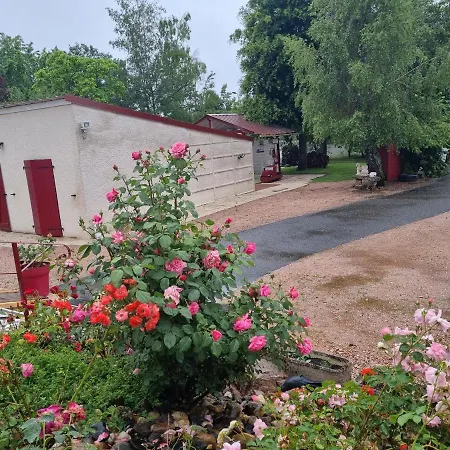 Petite Maison Vendat Exterior foto